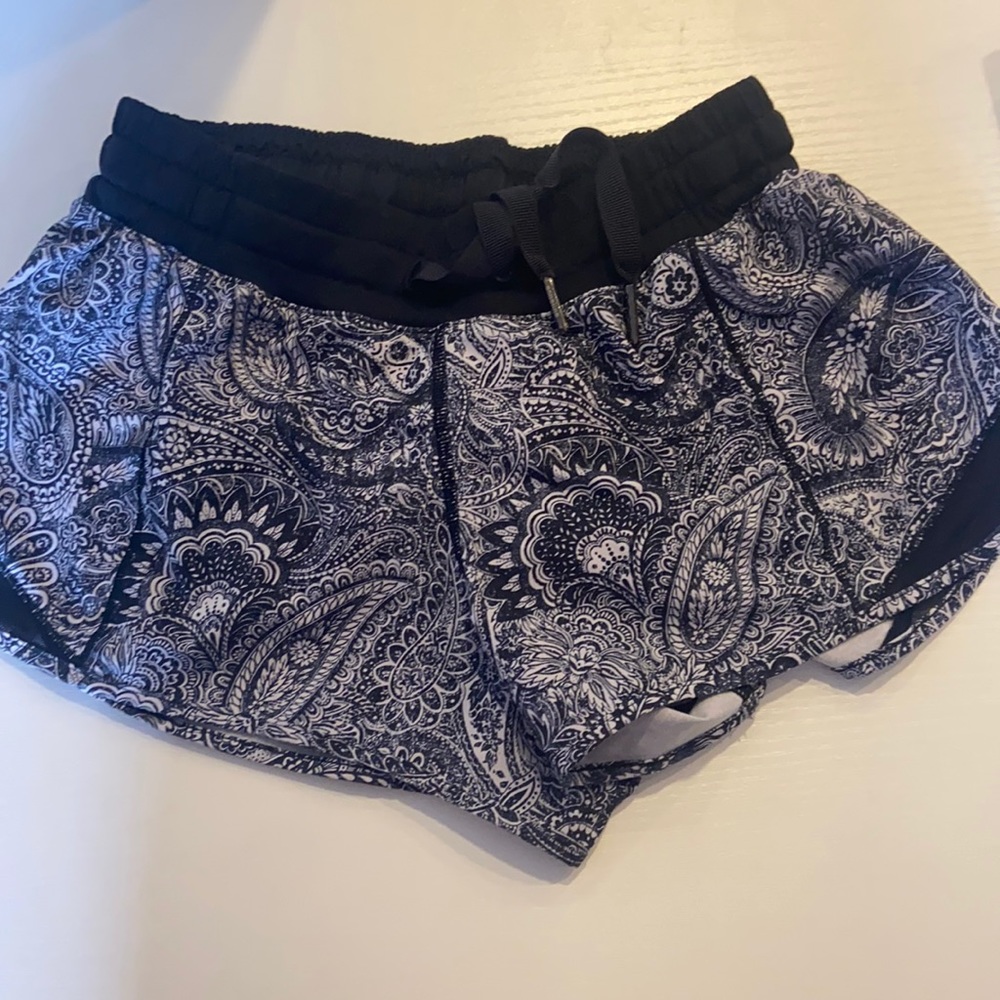 Lululemon size 4 shorts